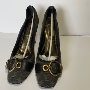 Louis Vuitton women’s shoes 6.5